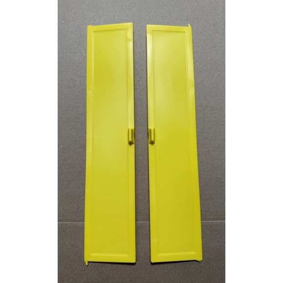 Vintage 1978 Barbie A-Frame Dream House No Mirror Closet Doors Replacement - Picture 2 of 6